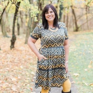 LuLaRoe Amelia Dress